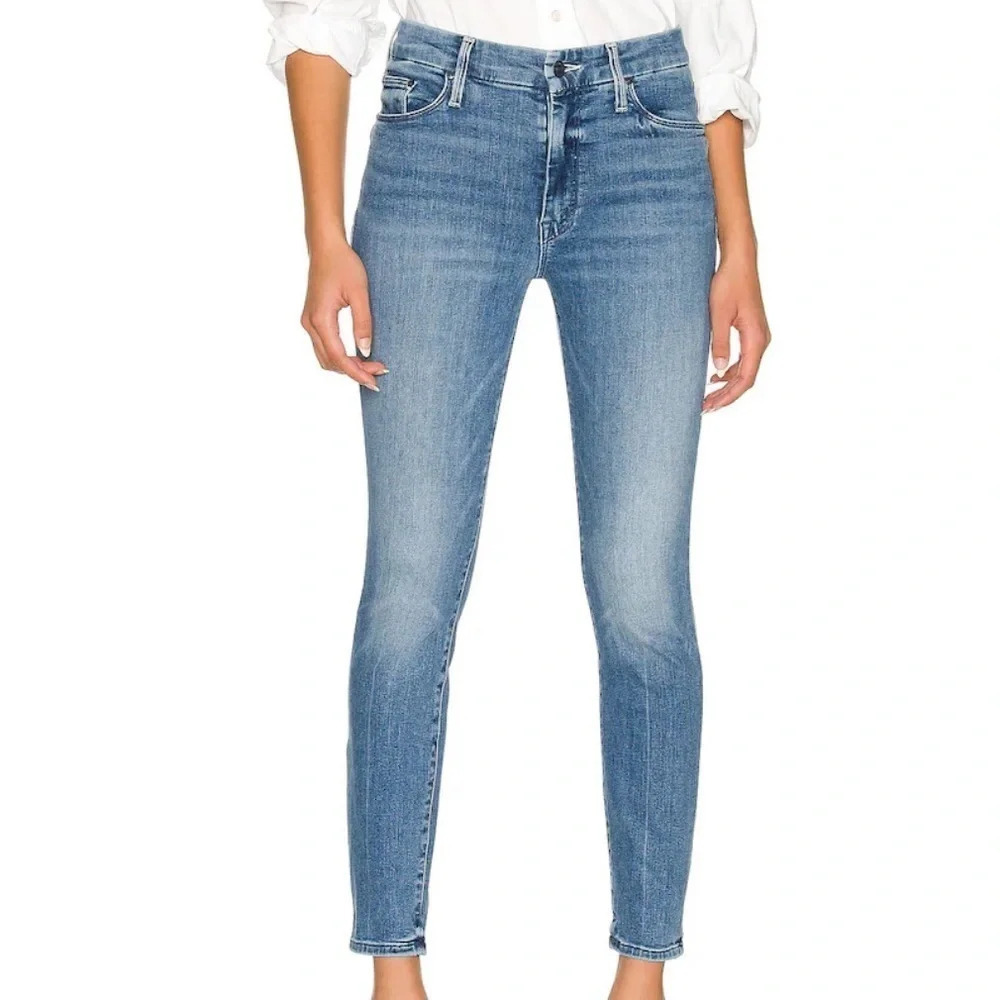 MOTHER The Looker Ankle in We The Animals Skinny Jeans